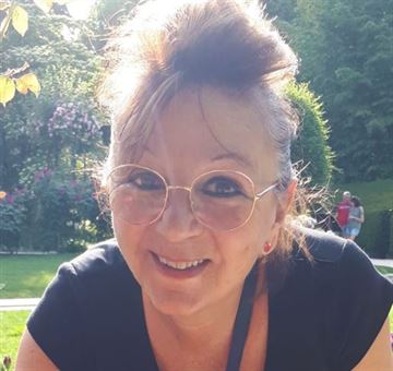 Portrait de Marie-Ange Amatulli, artiste peintre
